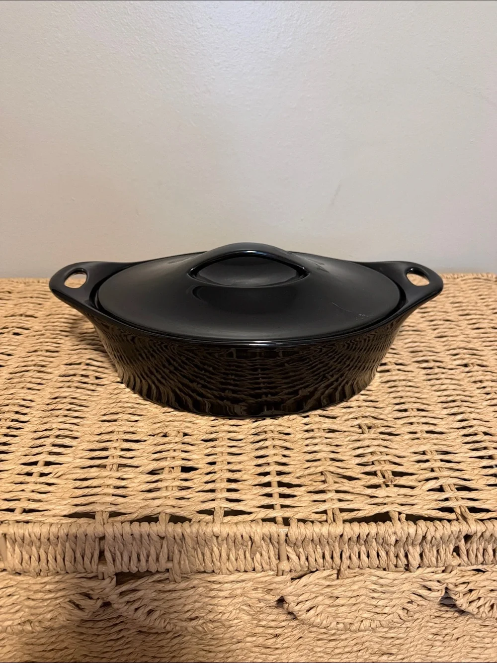 Corningware Black Covered Casserole Dish